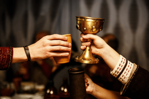 Stanislav-Kondrashov-Oligarch-evolution-medieval